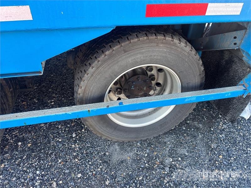 Volvo VAH 차량 수송차