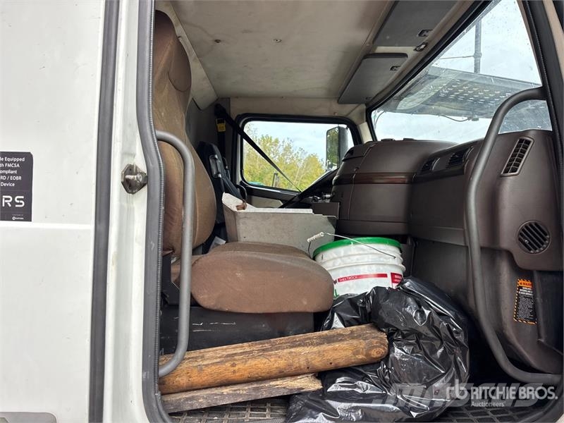 Volvo VAH Autotransporteri