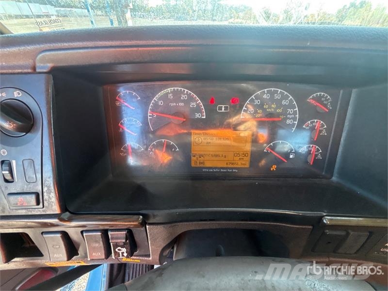 Volvo VAH 차량 수송차