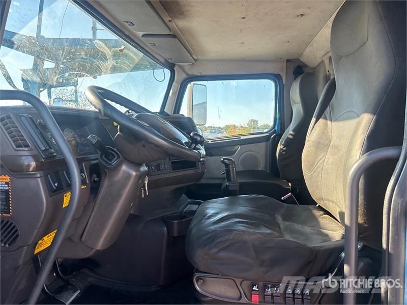 Volvo VAH 차량 수송차