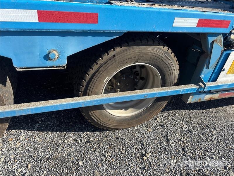 Volvo VAH 차량 수송차