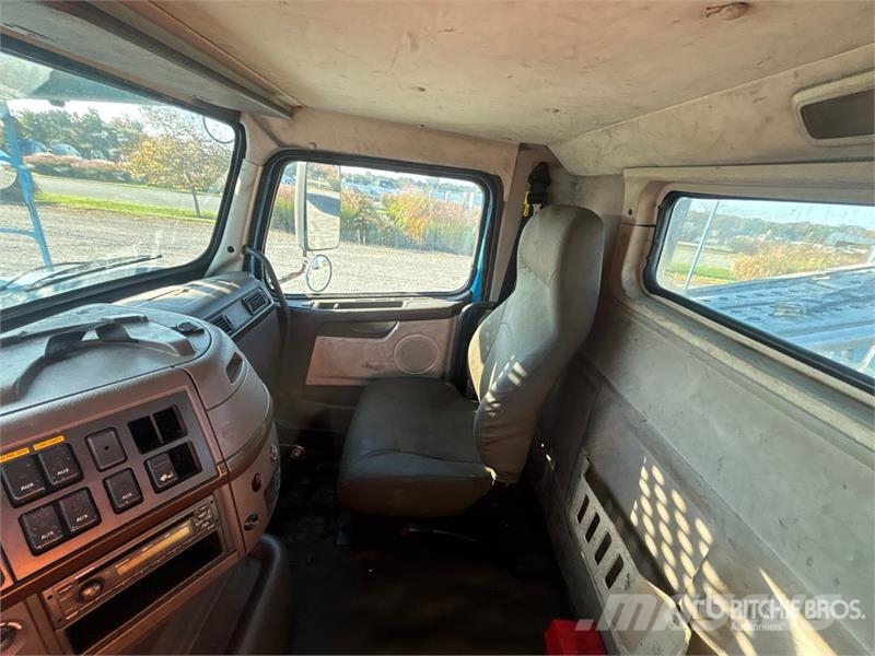 Volvo VAH 차량 수송차