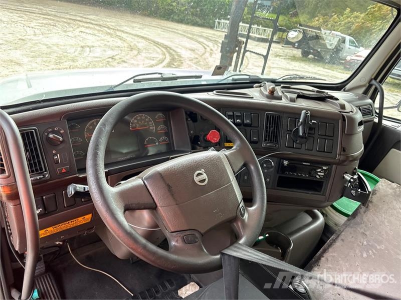 Volvo VAH Autotransporteri