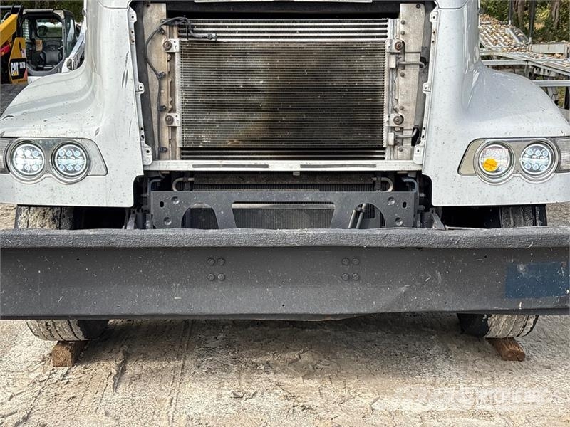 Volvo VAH Autotransporteri