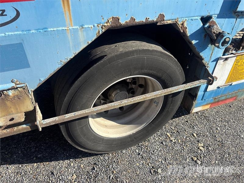 Volvo VAH 차량 수송차