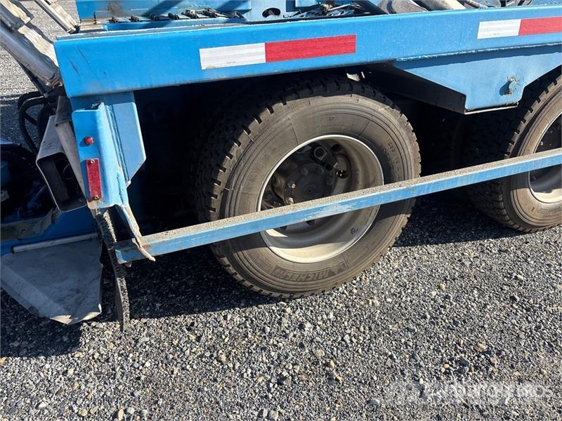 Volvo VAH 차량 수송차