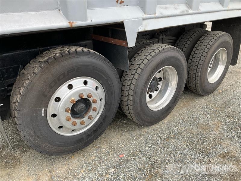 Volvo VHD Kipper
