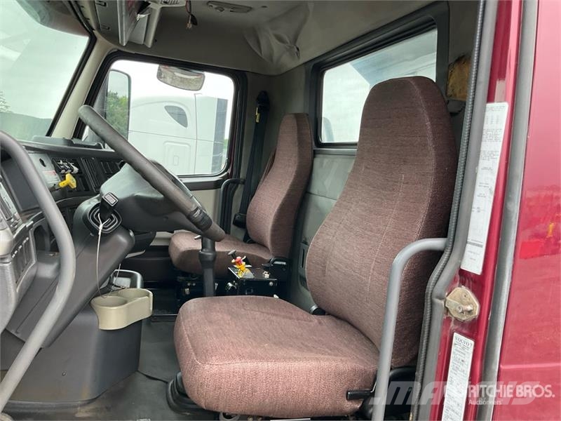 Volvo VHD Kipper