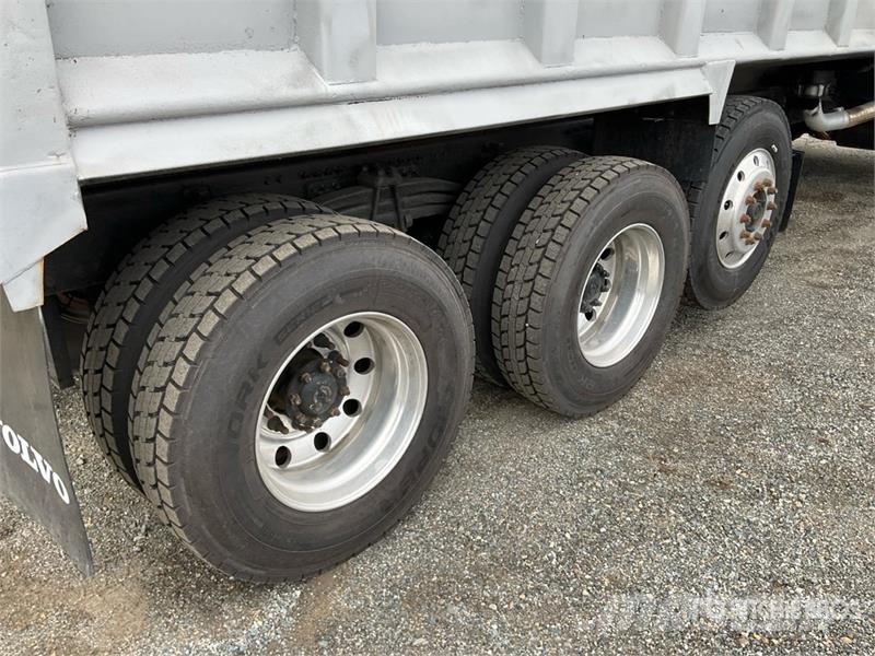 Volvo VHD Kipper