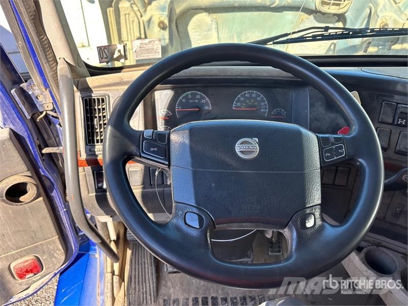 Volvo VNL Traktorske jedinice