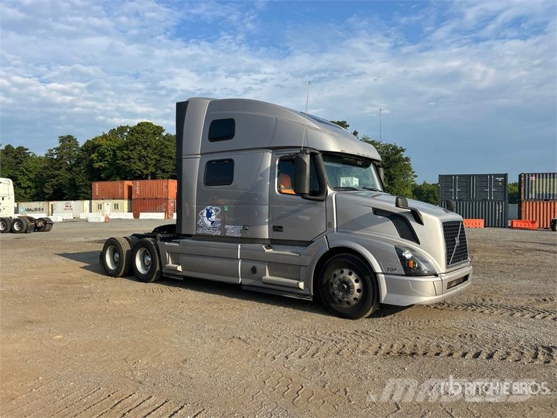 Volvo VNL Vlačilci