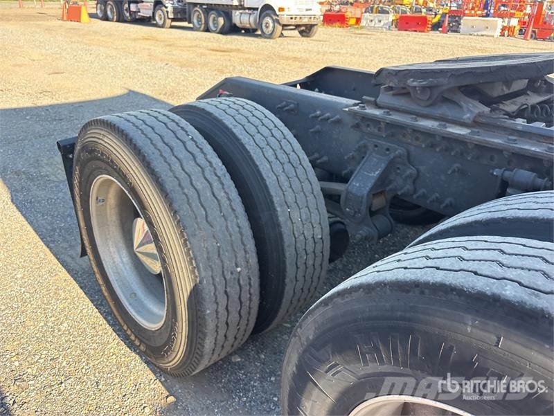 Volvo VNL Sattelzugmaschinen