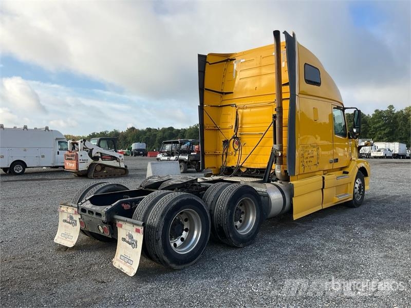 Volvo VNL Trekkers