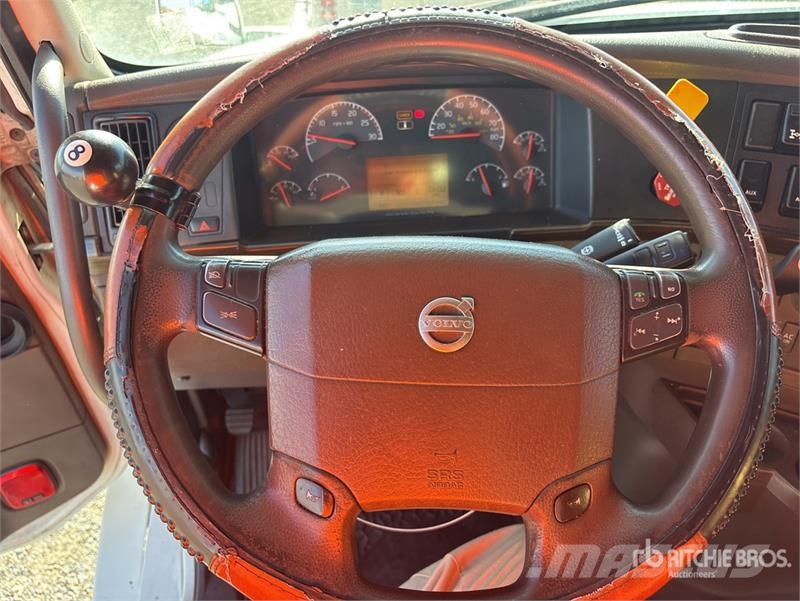 Volvo VNL Sattelzugmaschinen