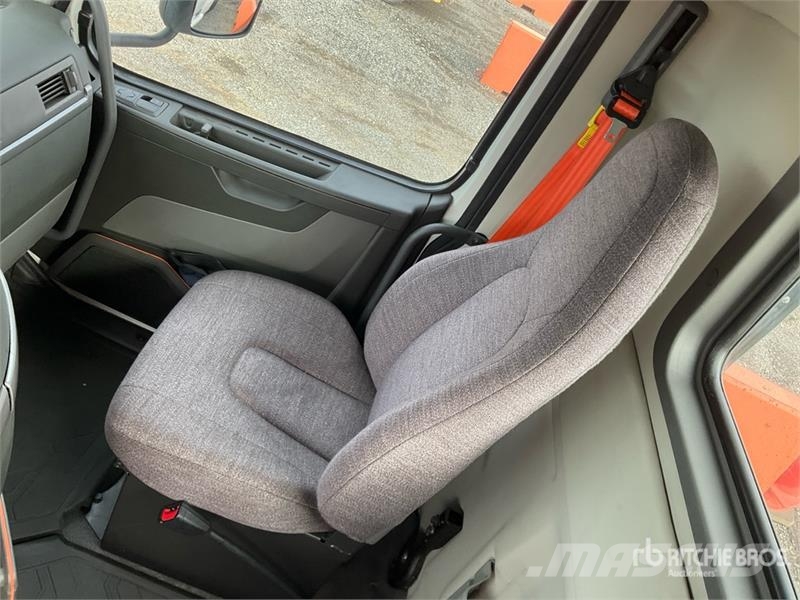 Volvo VNL Vilcēji