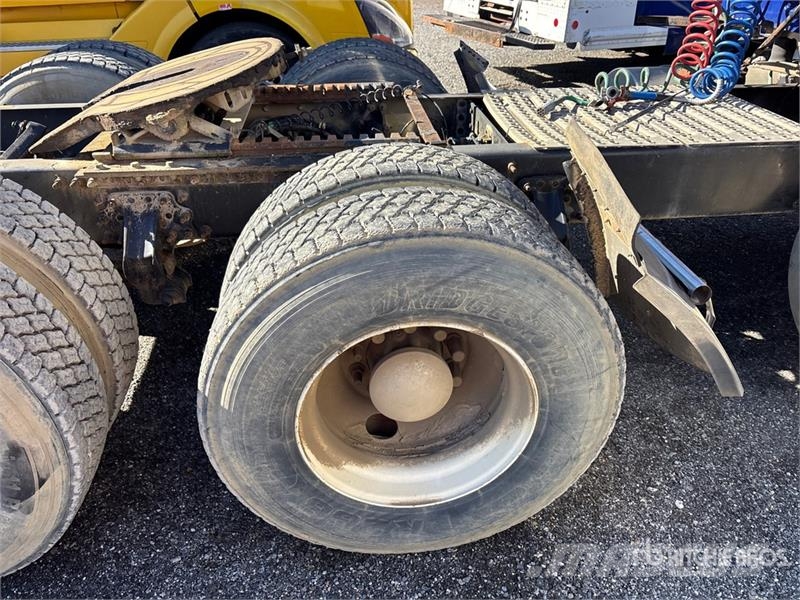 Volvo VNL Traktorske jedinice
