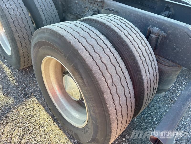 Volvo VNL Sattelzugmaschinen