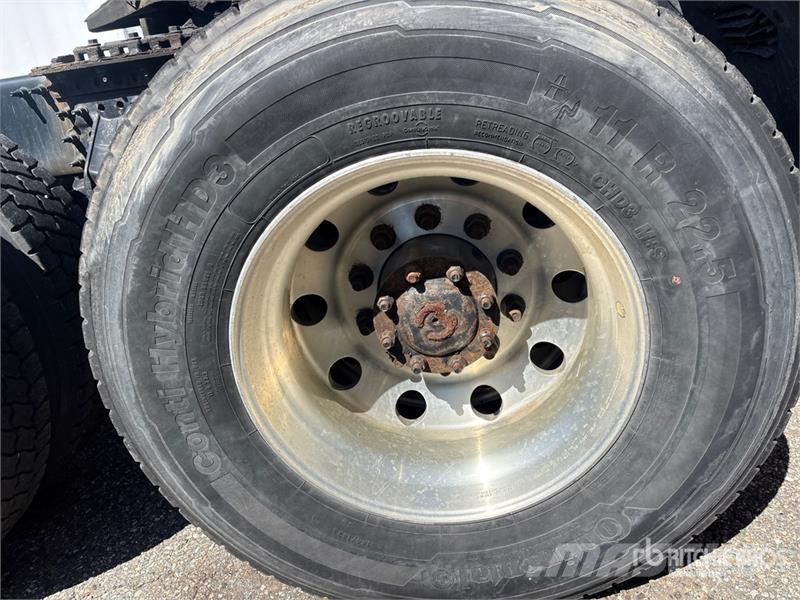 Volvo VNL Tegljači
