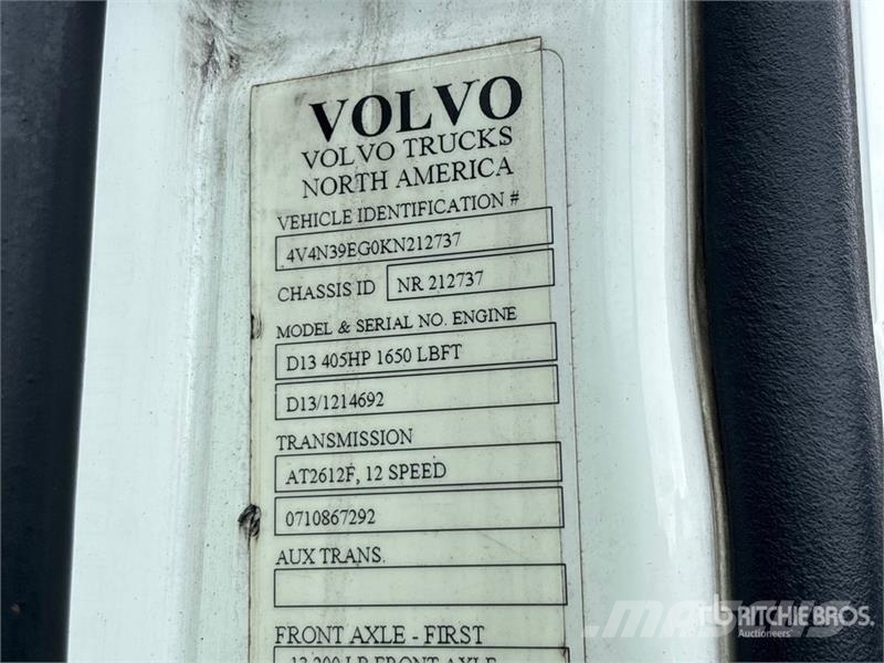 Volvo VNL Trekkers