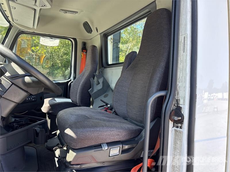 Volvo VNL Tegljači