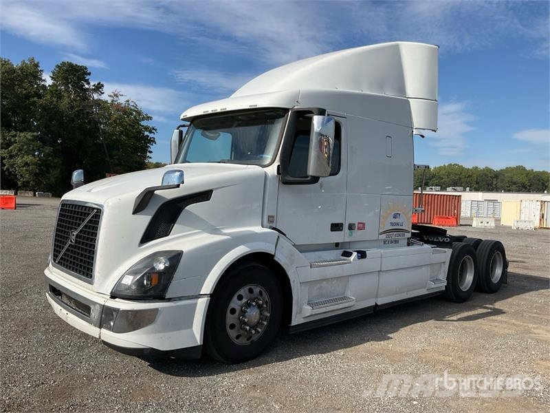Volvo VNL 트랙터 유닛