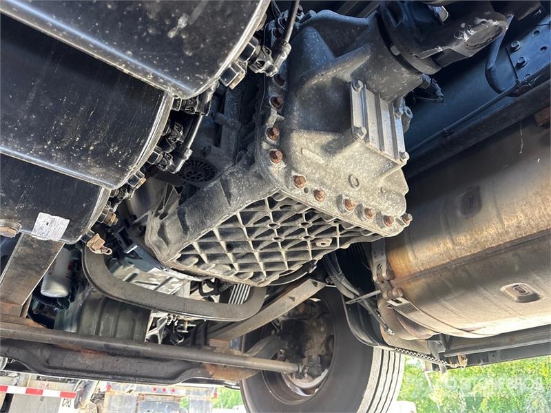 Volvo VNL Tegljači