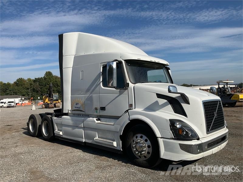 Volvo VNL 트랙터 유닛