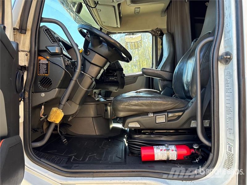 Volvo VNL Trekkvogner