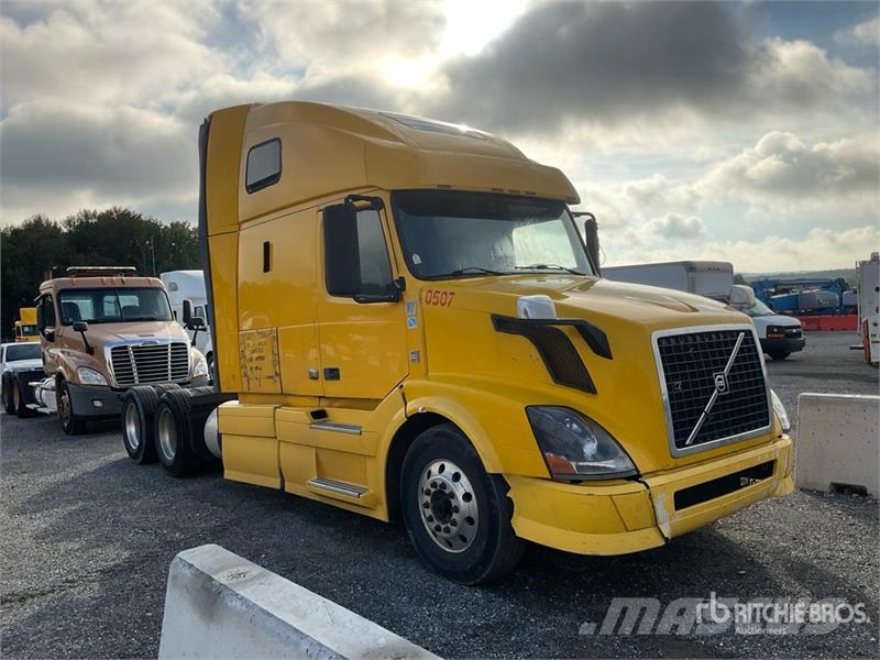Volvo VNL Trekkers