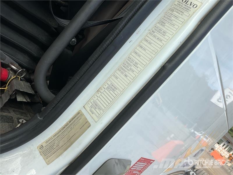 Volvo VNL 트랙터 유닛