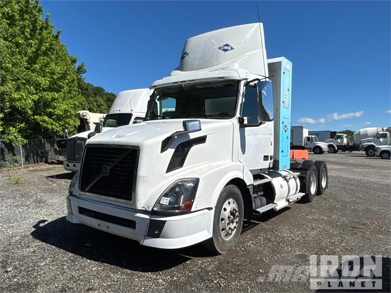 Volvo VNL Tegljači