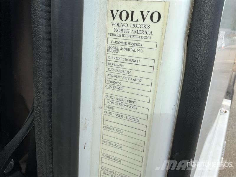 Volvo VNL 트랙터 유닛