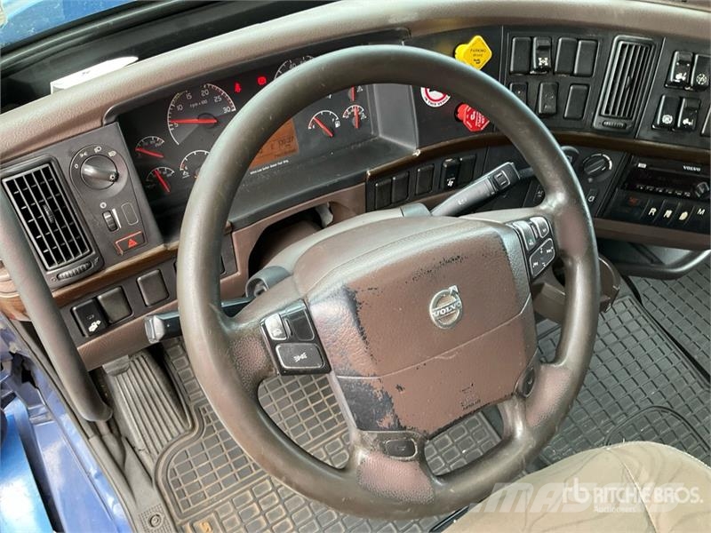Volvo VNL Prime Movers