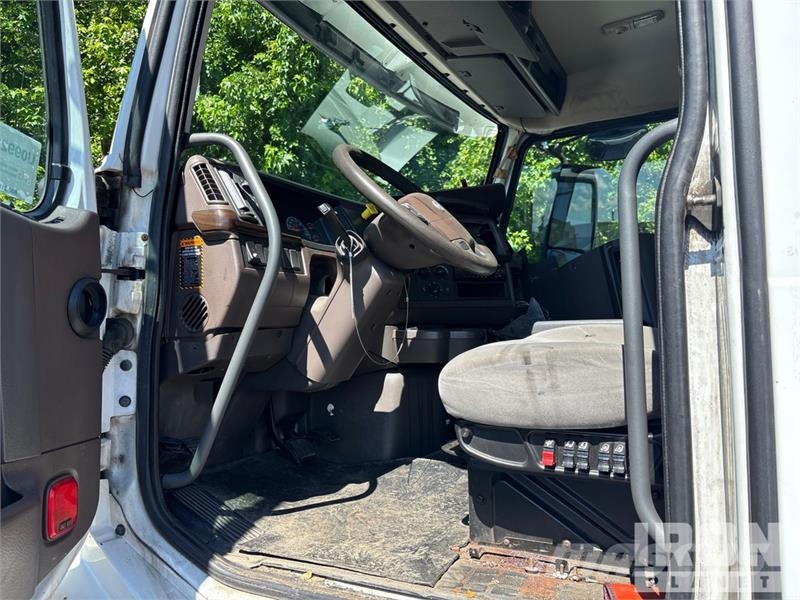 Volvo VNL Tegljači