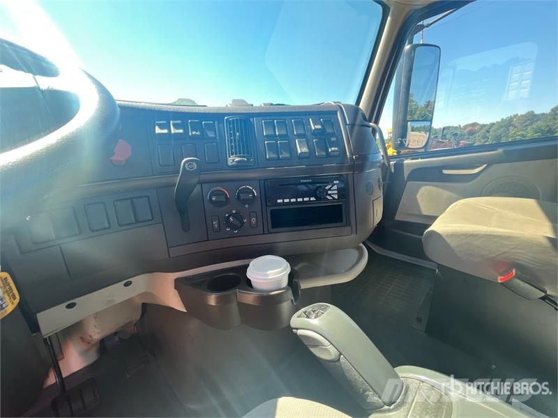 Volvo VNL300 6x2 T/A Day Cab Truck Tractor Prime Movers