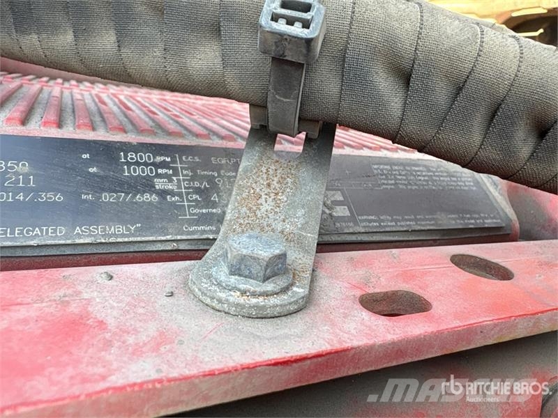 Volvo VNL42T Vetopöytäautot