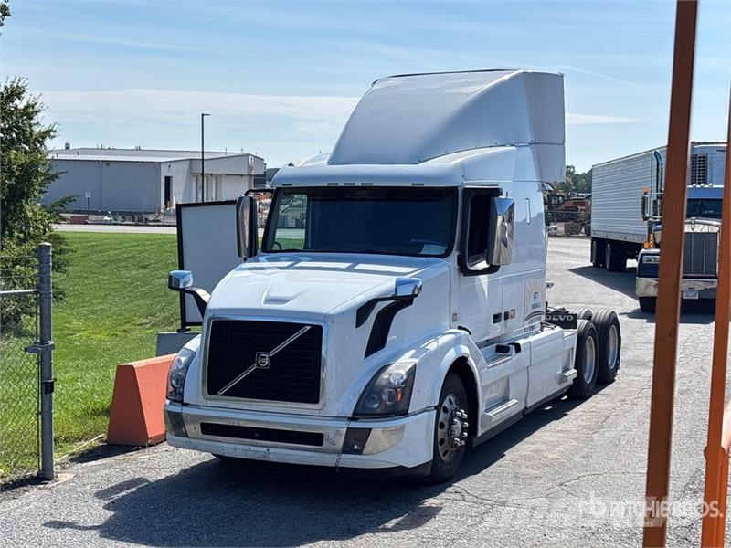 Volvo VNL430 Vlačilci