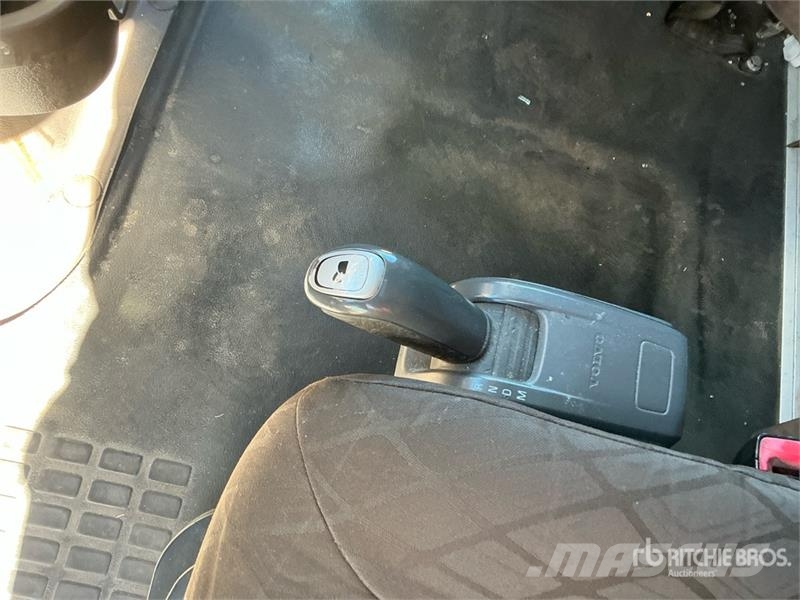 Volvo VNL670 牵引车
