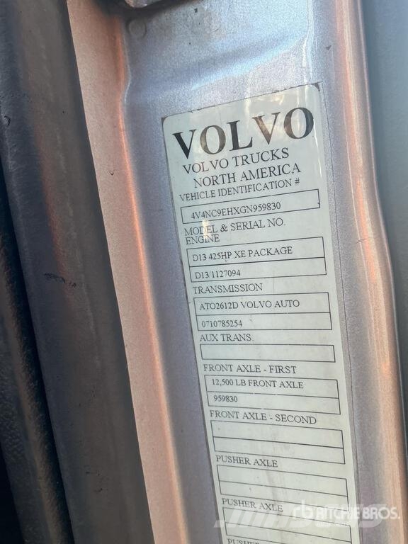 Volvo VNL670 Tractores (camiões)