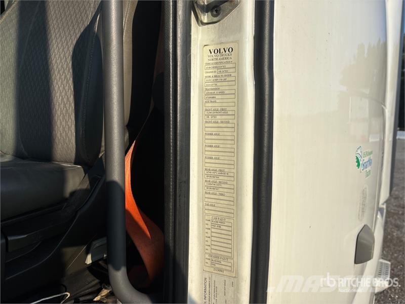 Volvo VNL760 Tractor Units