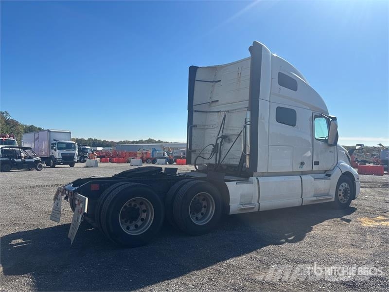 Volvo VNL760 Τράκτορες
