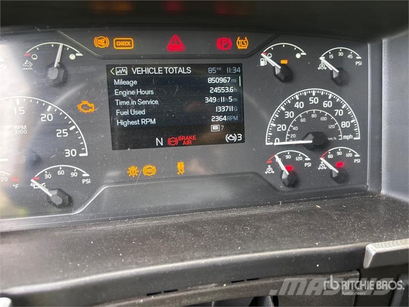 Volvo VNL760 Sattelzugmaschinen