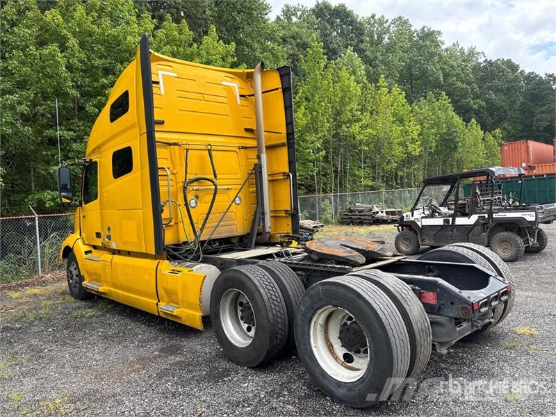 Volvo VNL760 Sattelzugmaschinen