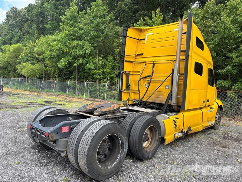 Volvo VNL760 Sattelzugmaschinen