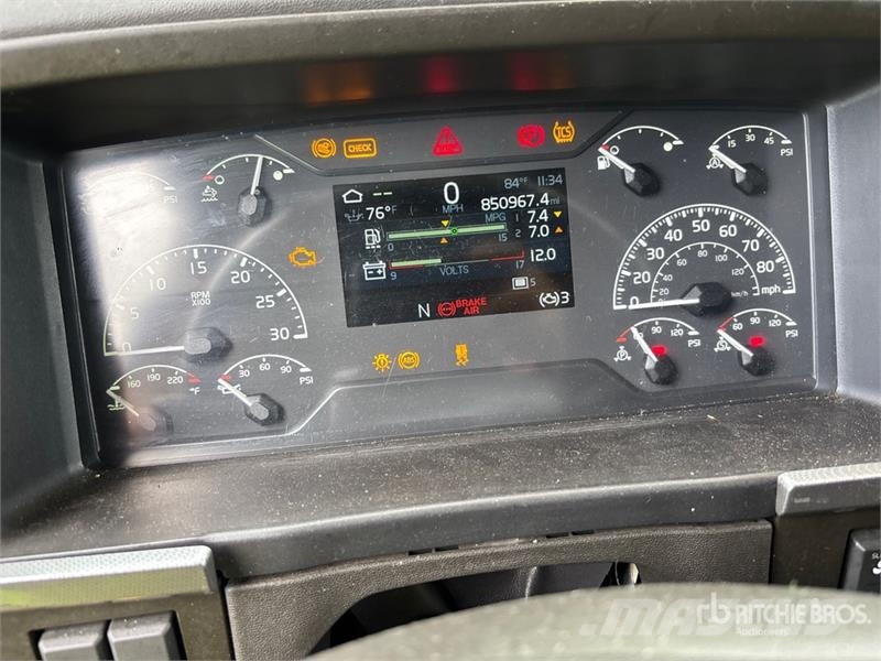 Volvo VNL760 Sattelzugmaschinen