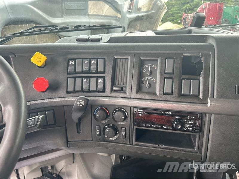 Volvo VNL860 Vlačilci