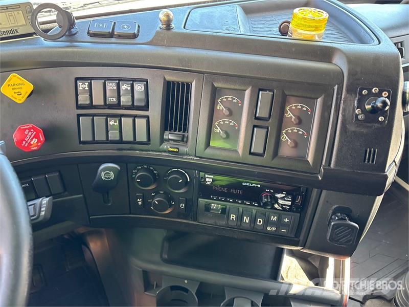 Volvo VNL860 Cavalos mecânicos
