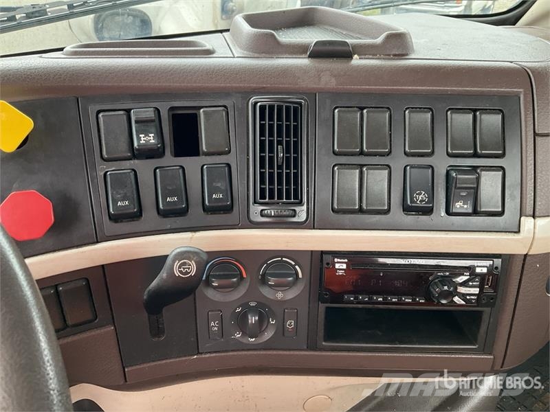 Volvo VNM Tractor Units