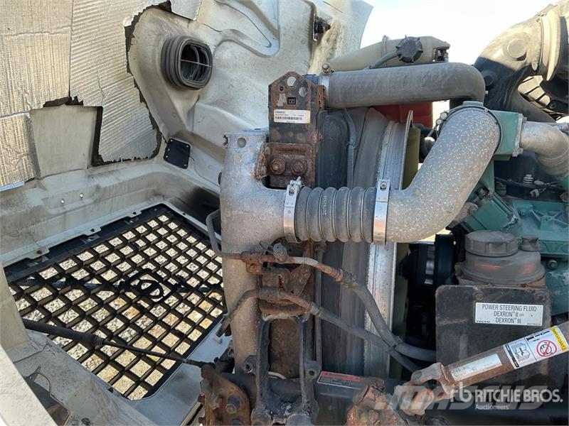 Volvo VNM وحدات الجر