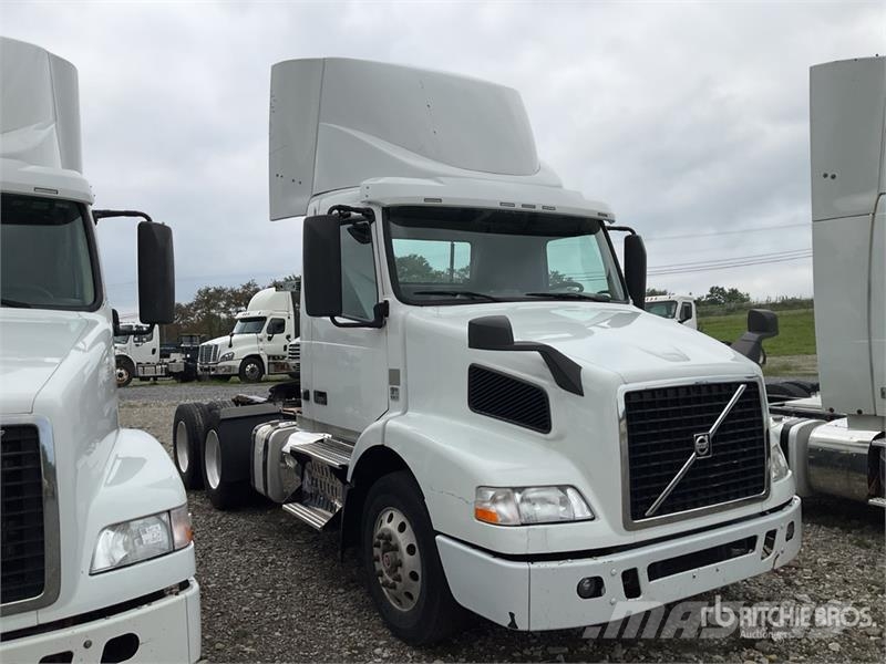 Volvo VNM Tractor Units